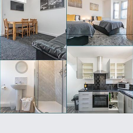 Wellfield Serviced Accommodation Warrington Buitenkant foto