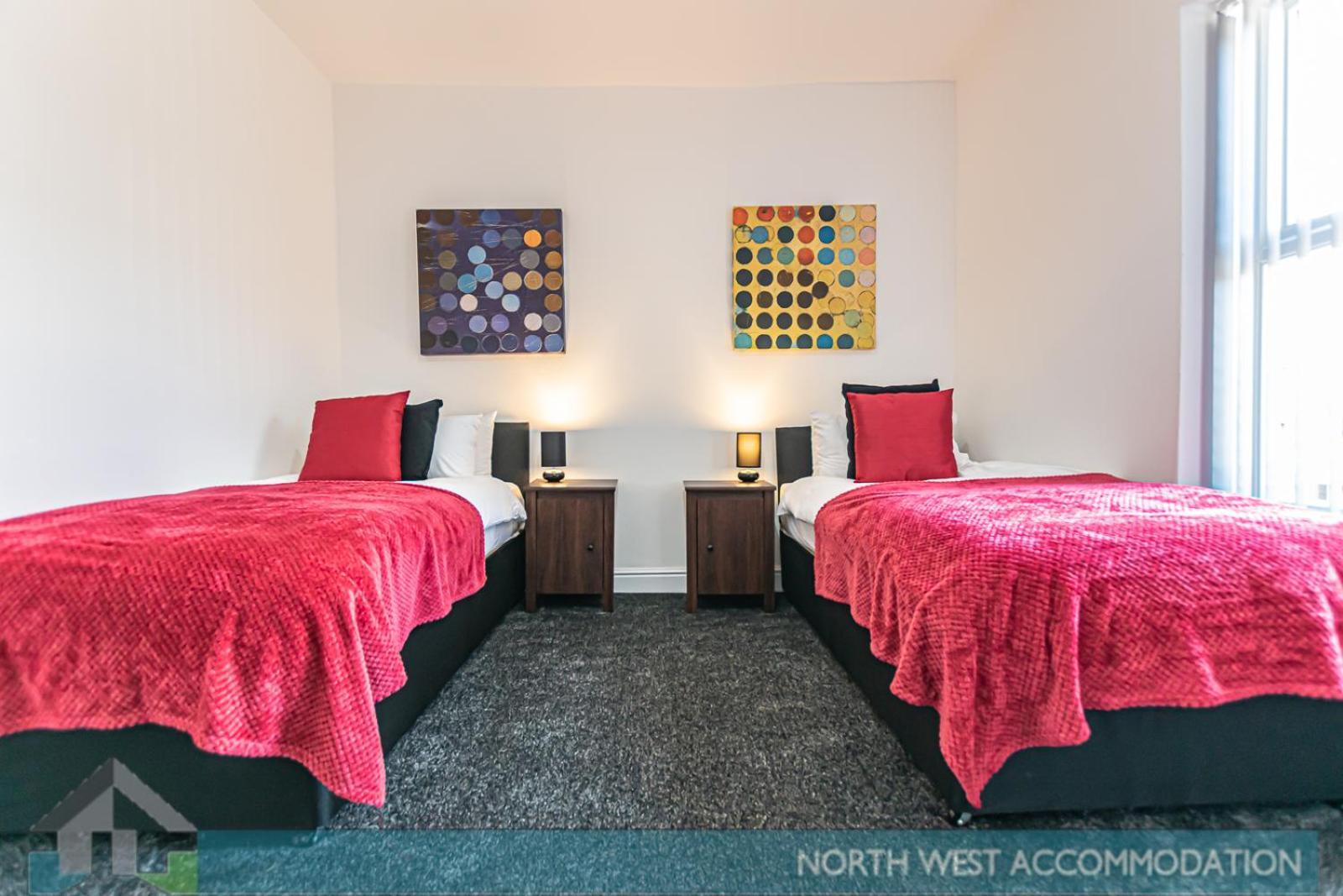 Wellfield Serviced Accommodation Warrington Buitenkant foto