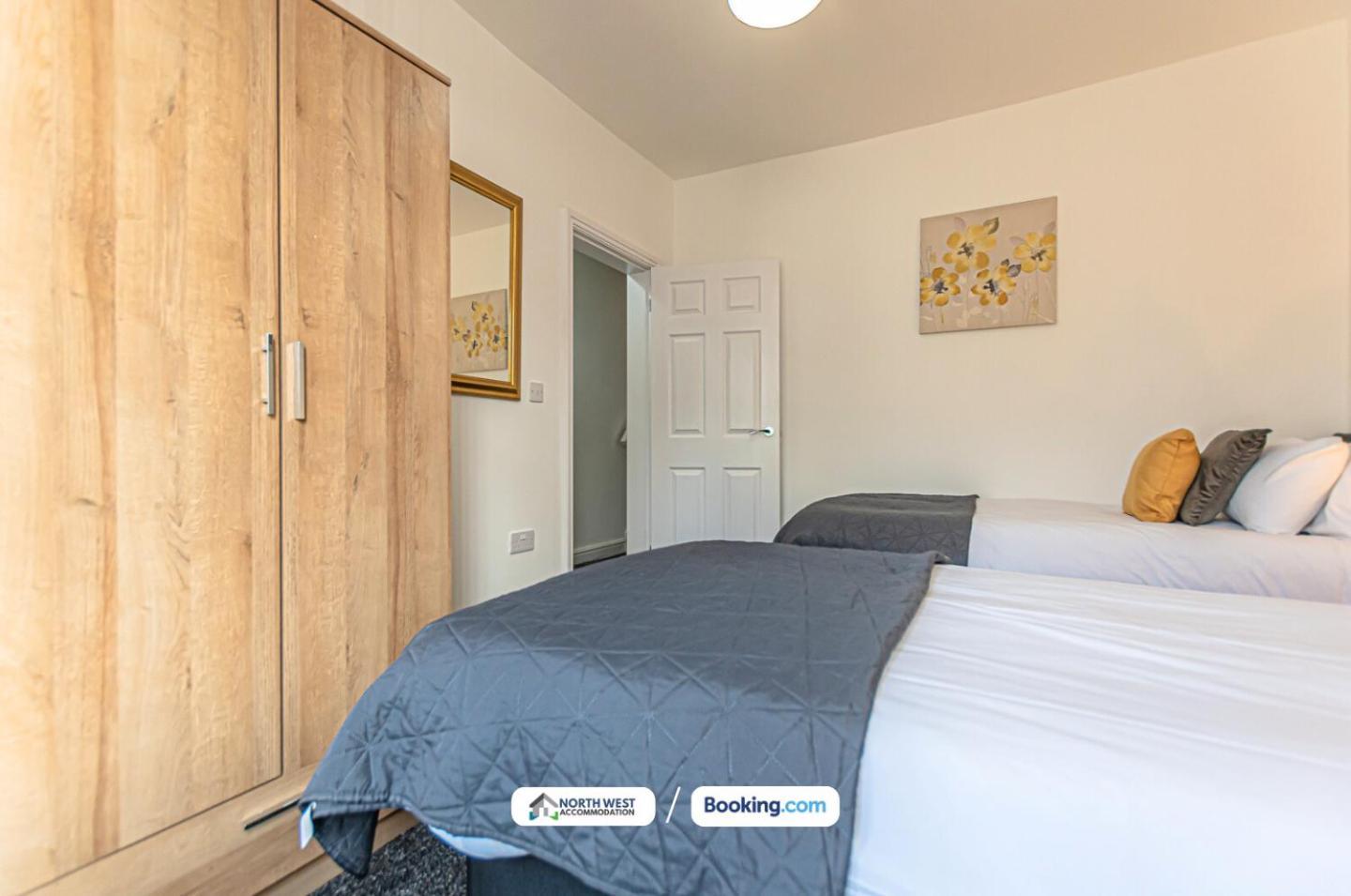 Relocation Or Family Stay 3Br Home In Warrington Buitenkant foto