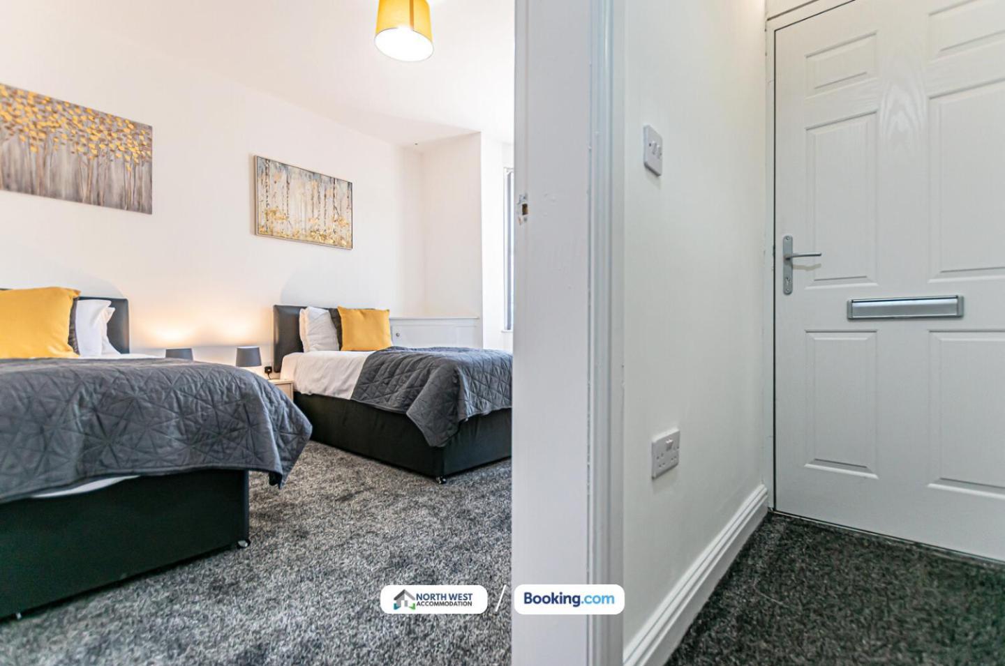 Relocation Or Family Stay 3Br Home In Warrington Buitenkant foto