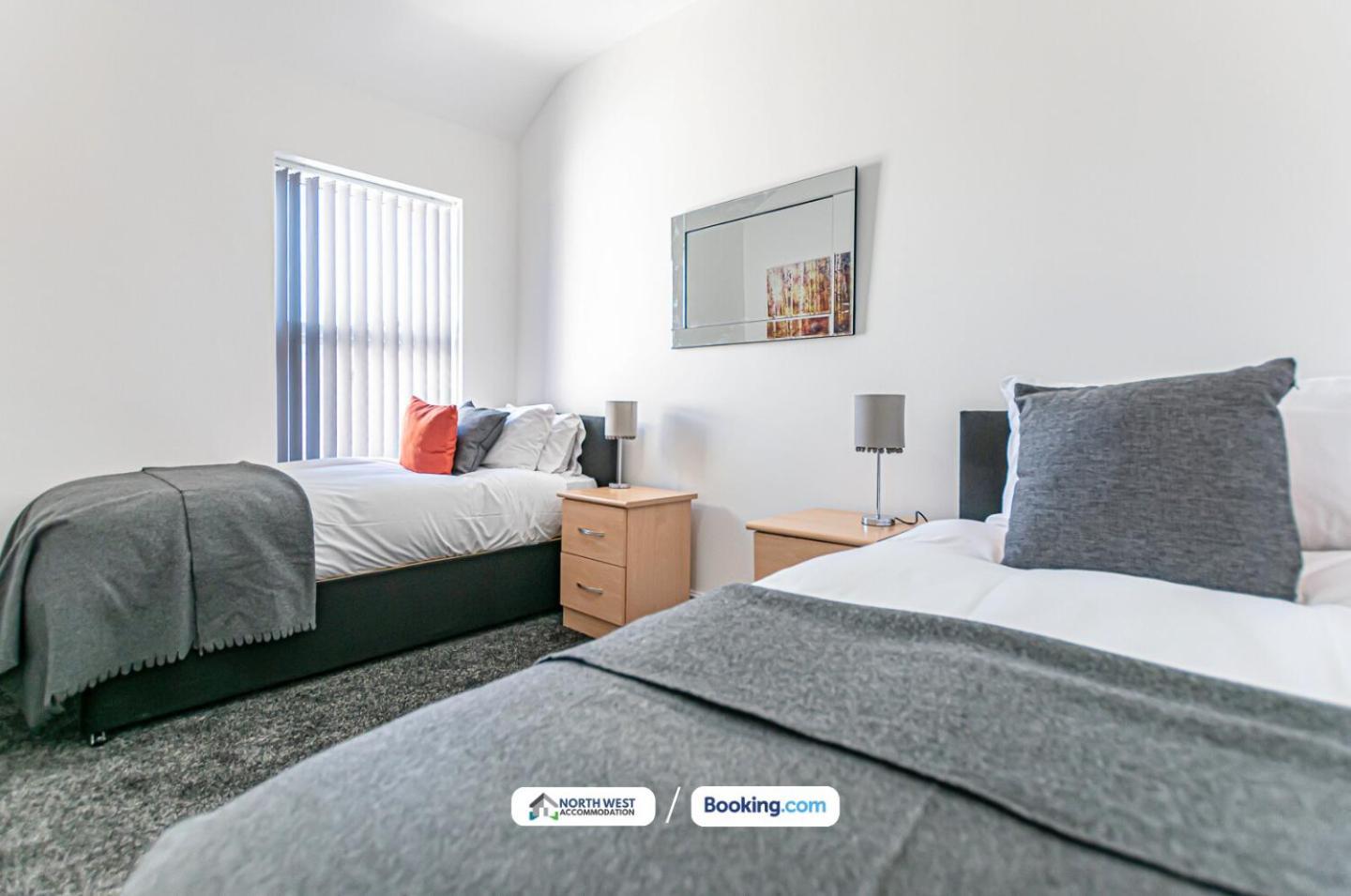 Relocation Or Family Stay 3Br Home In Warrington Buitenkant foto