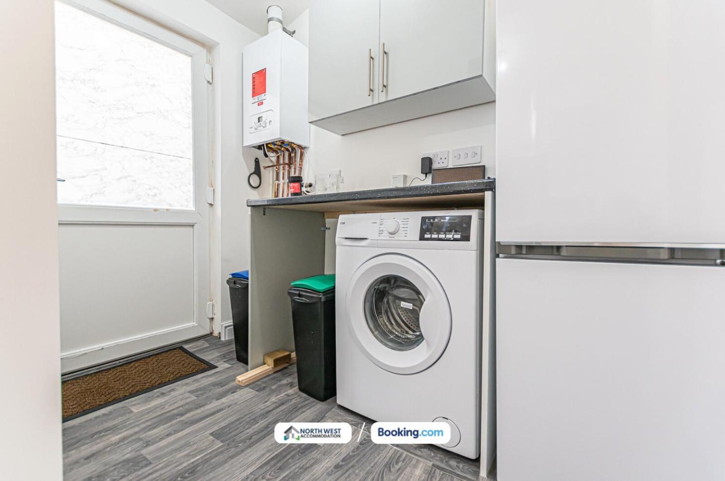 Relocation Or Family Stay 3Br Home In Warrington Buitenkant foto