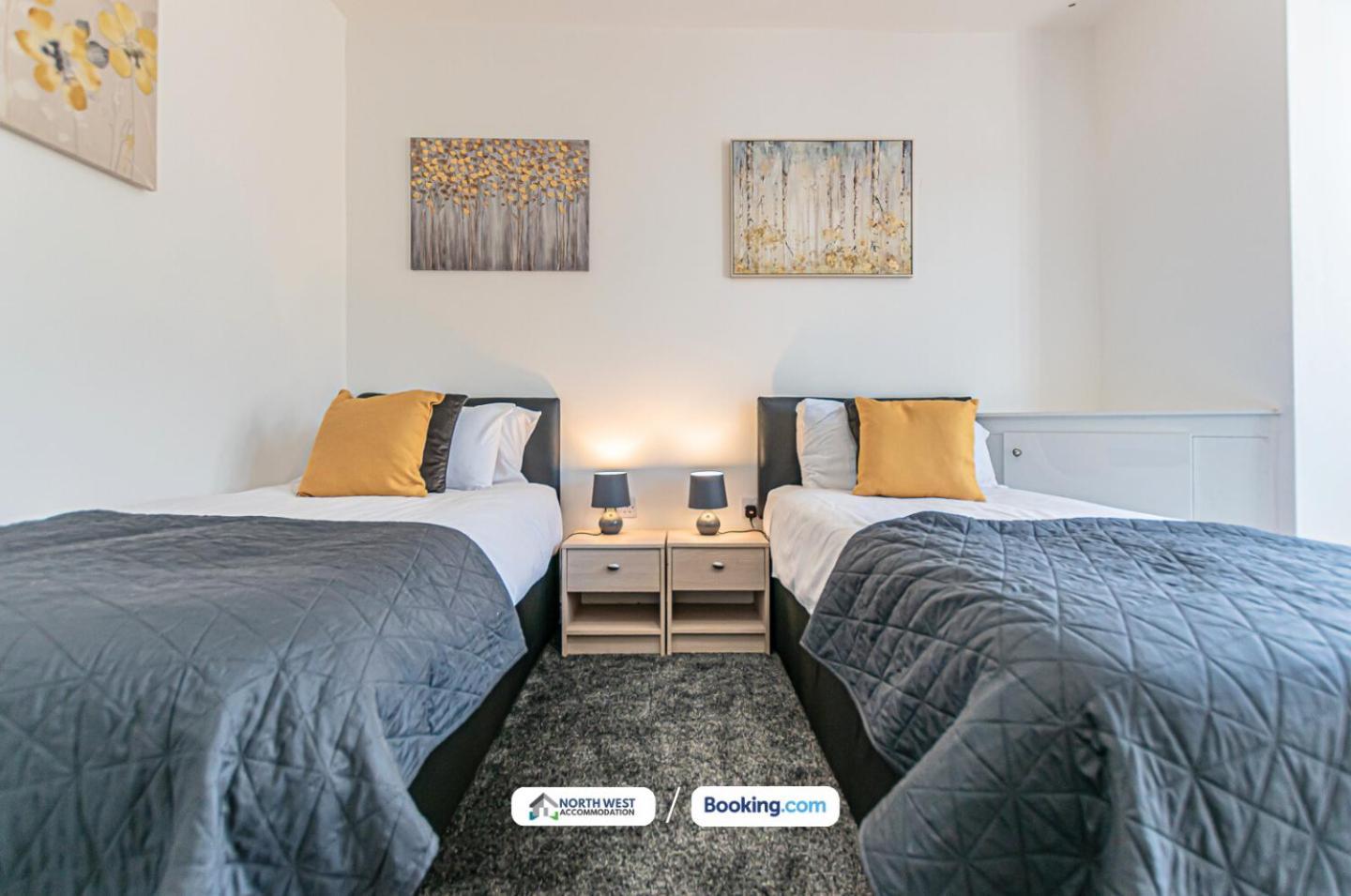 Relocation Or Family Stay 3Br Home In Warrington Buitenkant foto